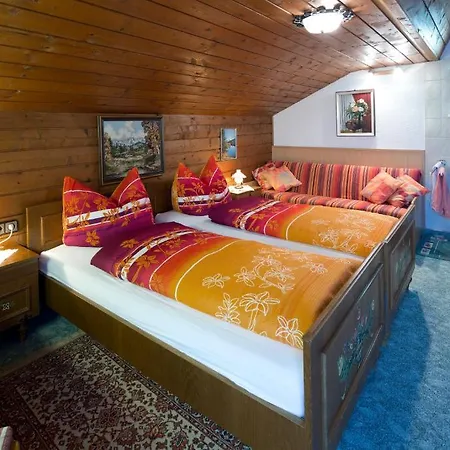 Haus Mary Bed & Breakfast