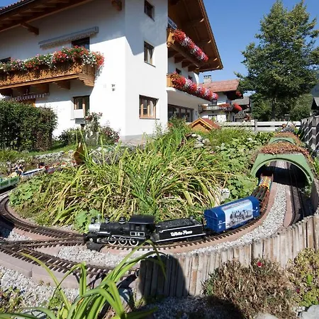 Bed & Breakfast Haus Mary 3*